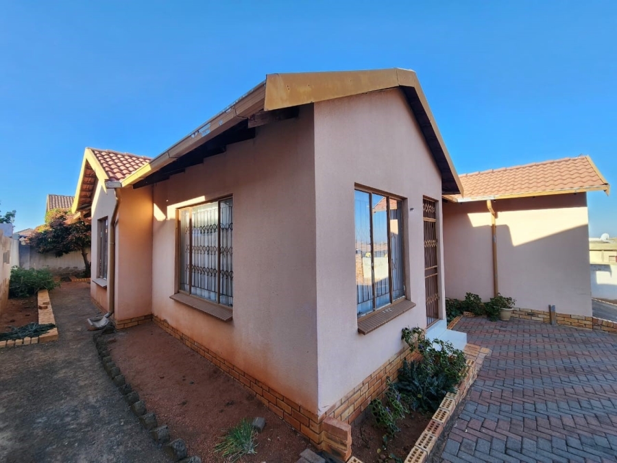 3 Bedroom Property for Sale in Tlhabane West North West